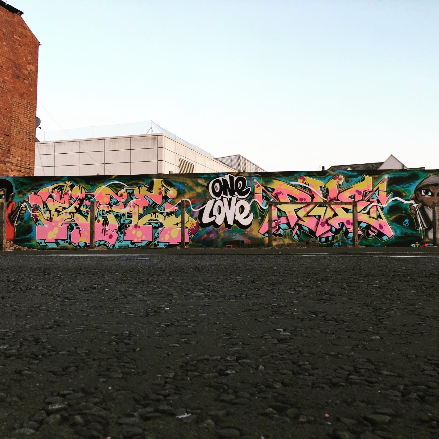 One Love - Graffitti